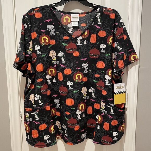 Medical Scrubs Peanuts Snoopy Charlie Brown Halloween Women’s Plus Size 3X NEW - Picture 1 of 11